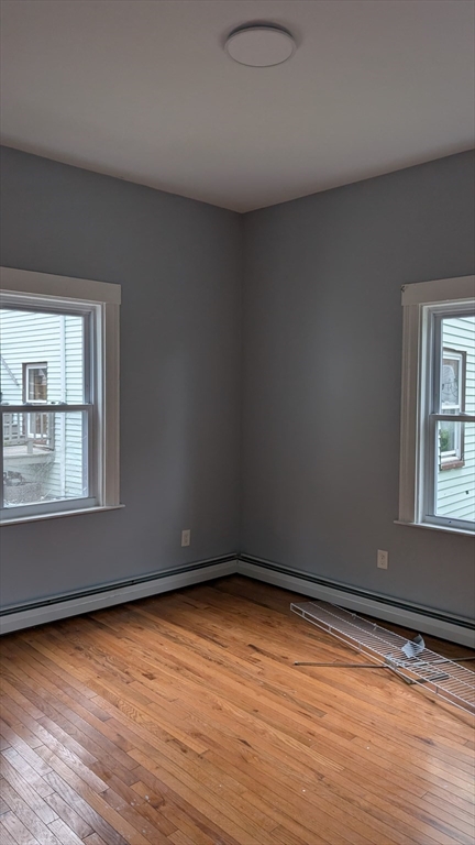 80 Linfield St, Holbrook