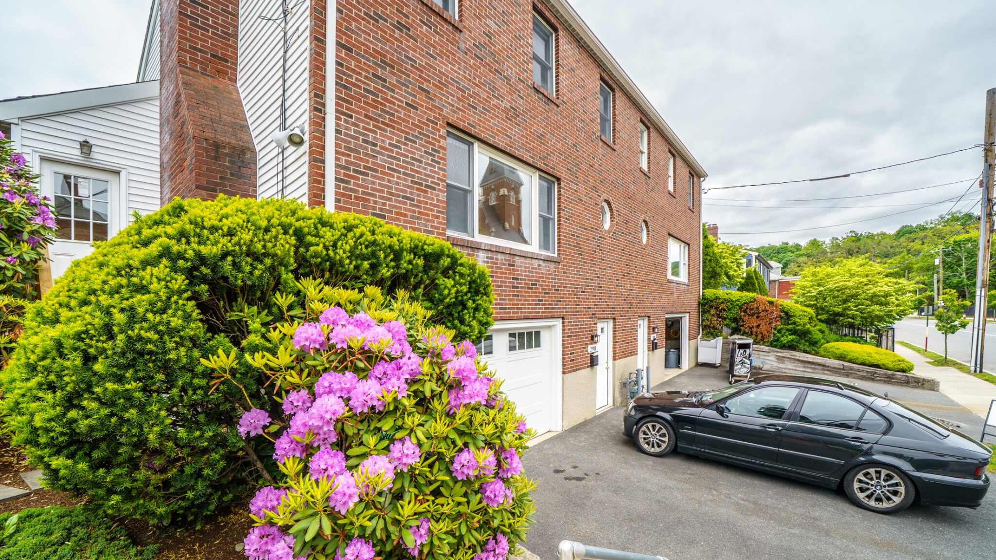 298 Adams St, Nonantum