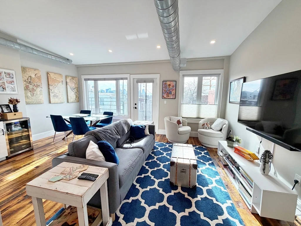 63 Marion St, East Boston