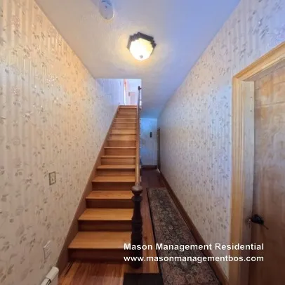 9 Raymond St, Allston