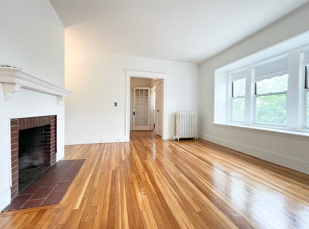 44 Bellevue St, West Roxbury