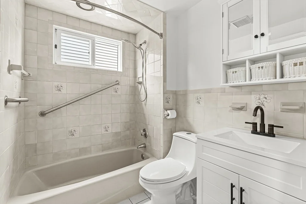 31 Fenwick St, South Medford