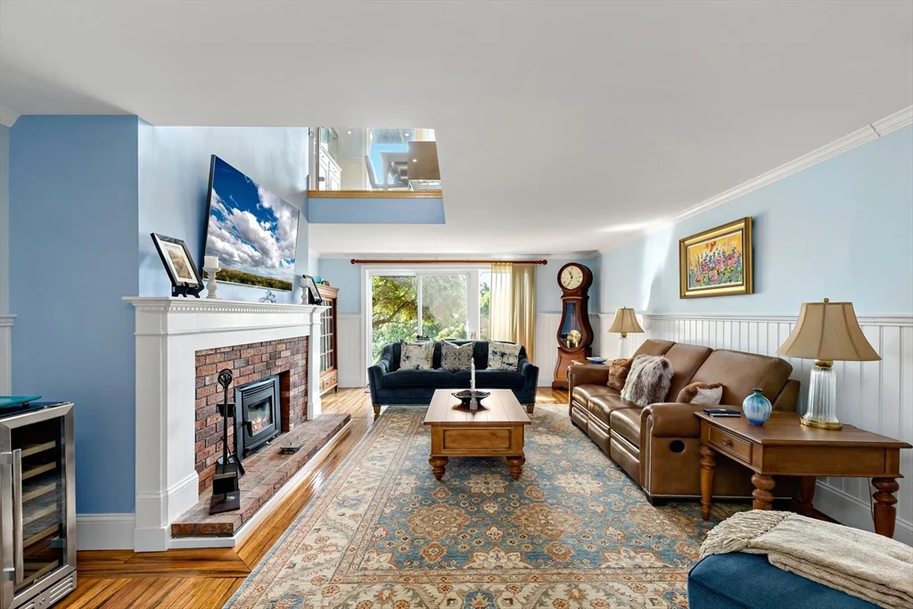 24 Ships View Ter, Buzzards Bay