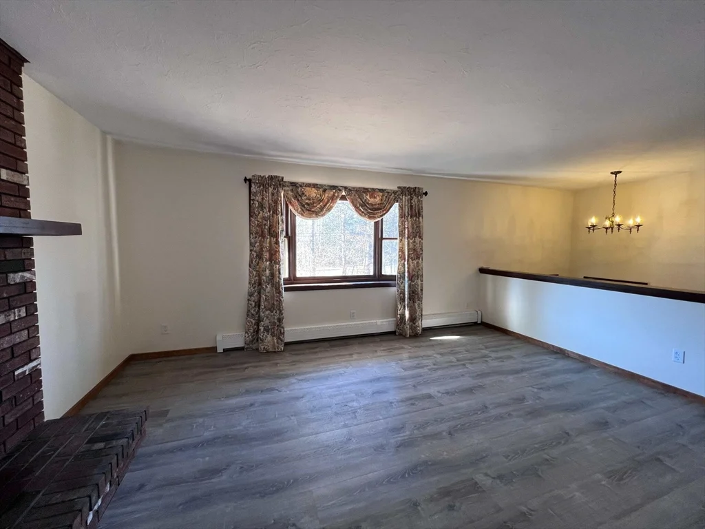 23 Hospital Rd, Templeton