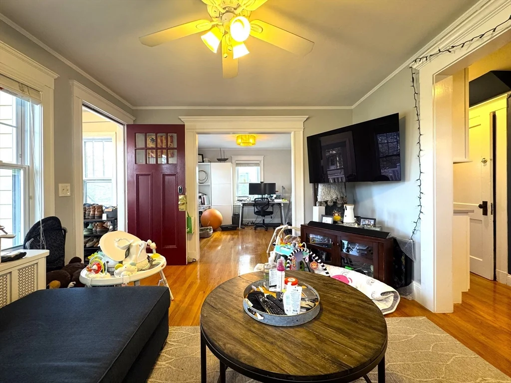 65 Whitford St, Roslindale