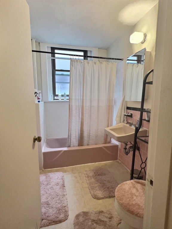 1382 Beacon, Coolidge Corner