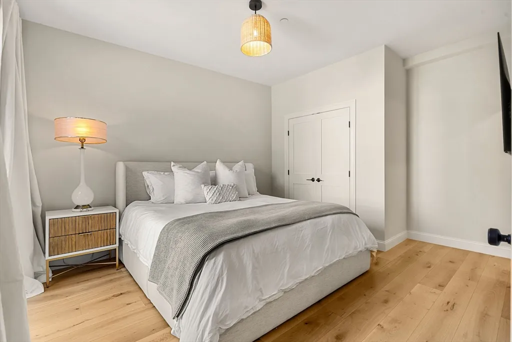 722 East 5th St, South Boston