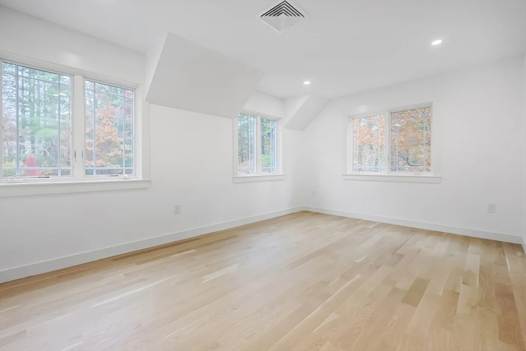 54 Spywood Rd, Sherborn