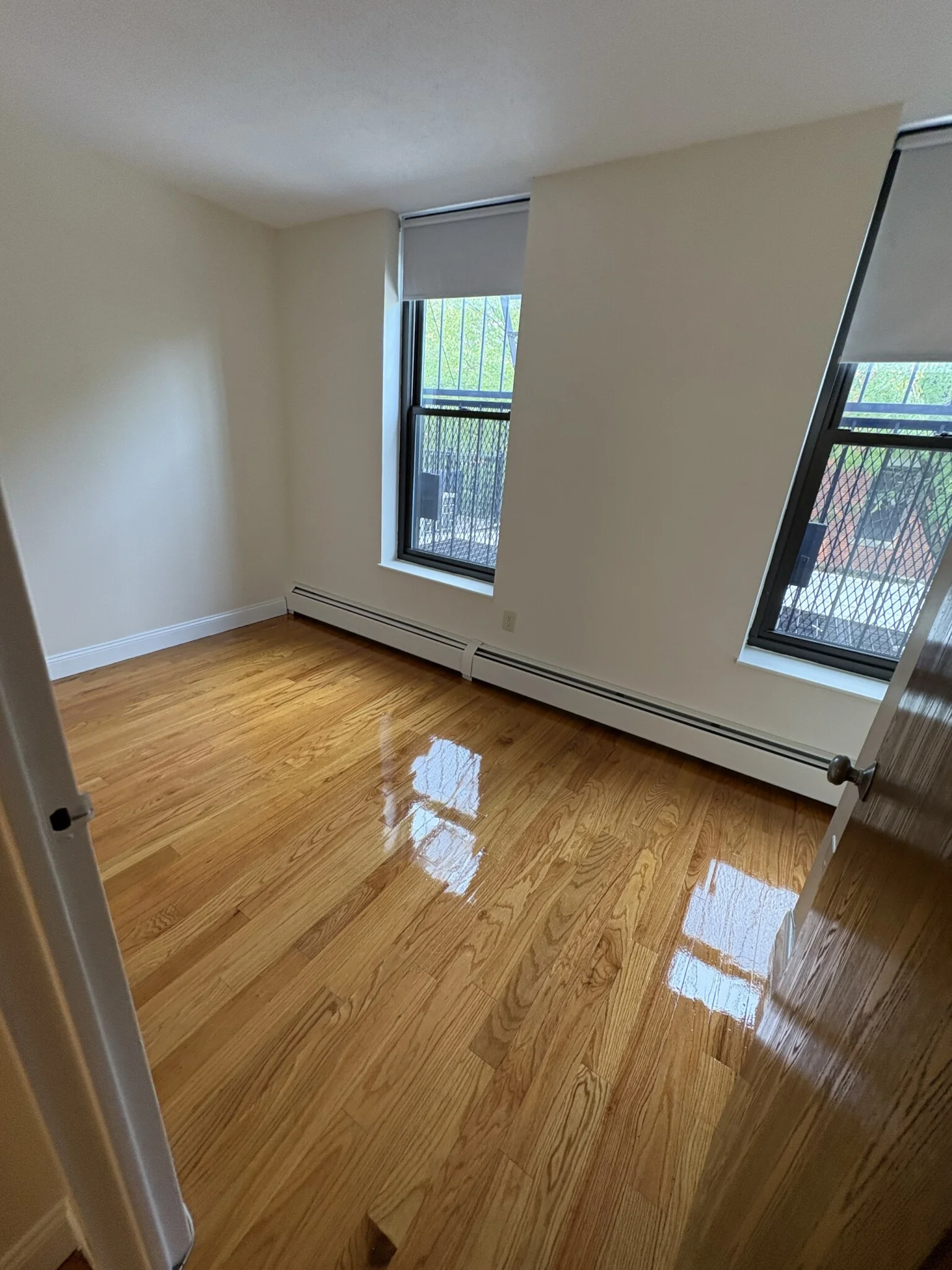 586 Massachusetts Ave, South End