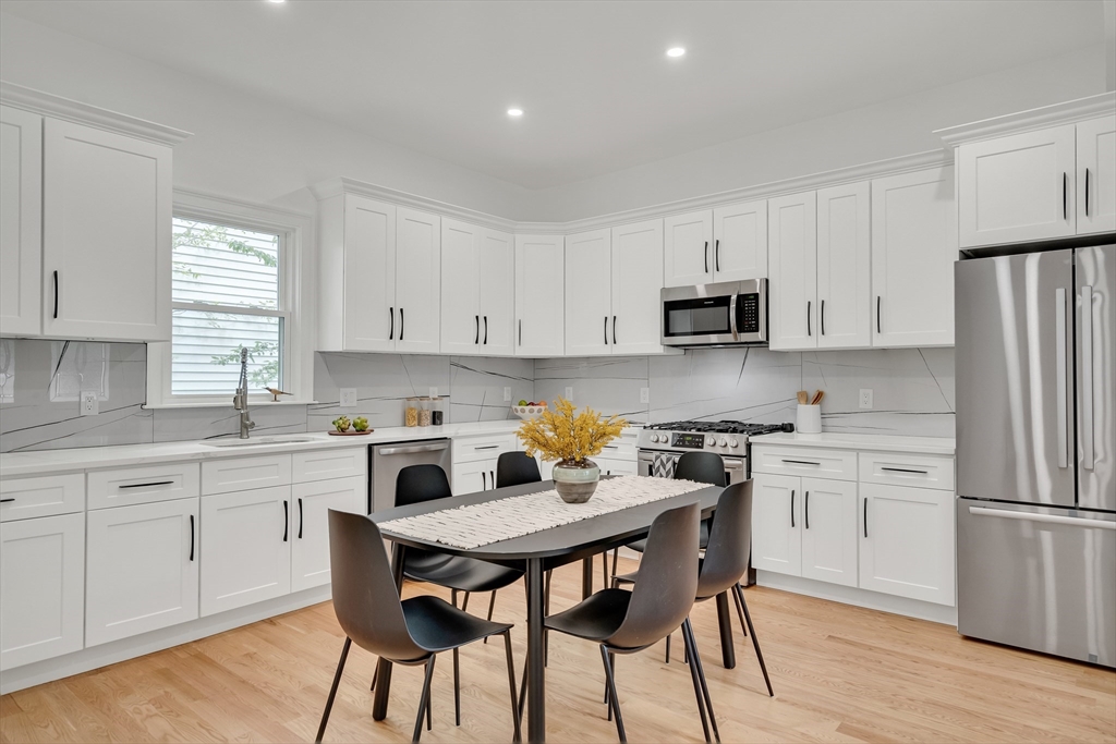 54 Park St, Ward Two