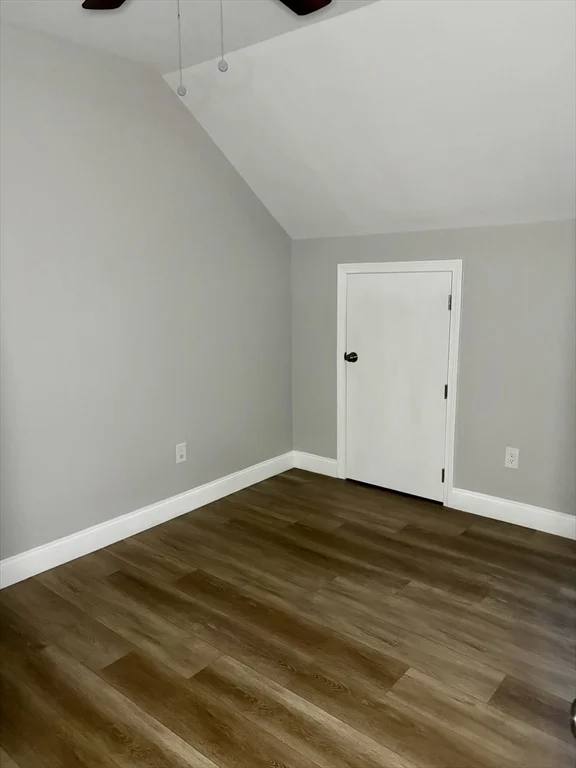 325 Snell, Fall River