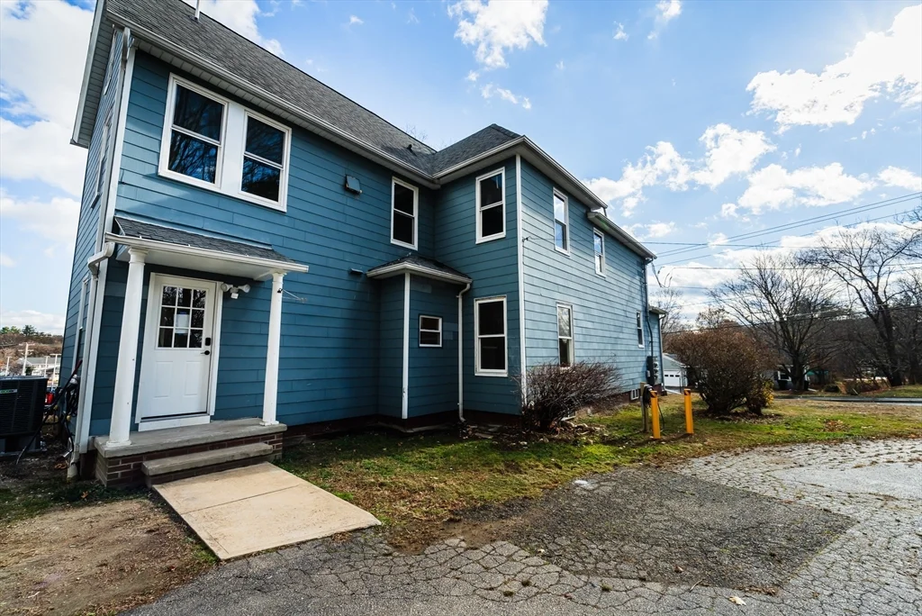 340 East Main St, East Brookfield