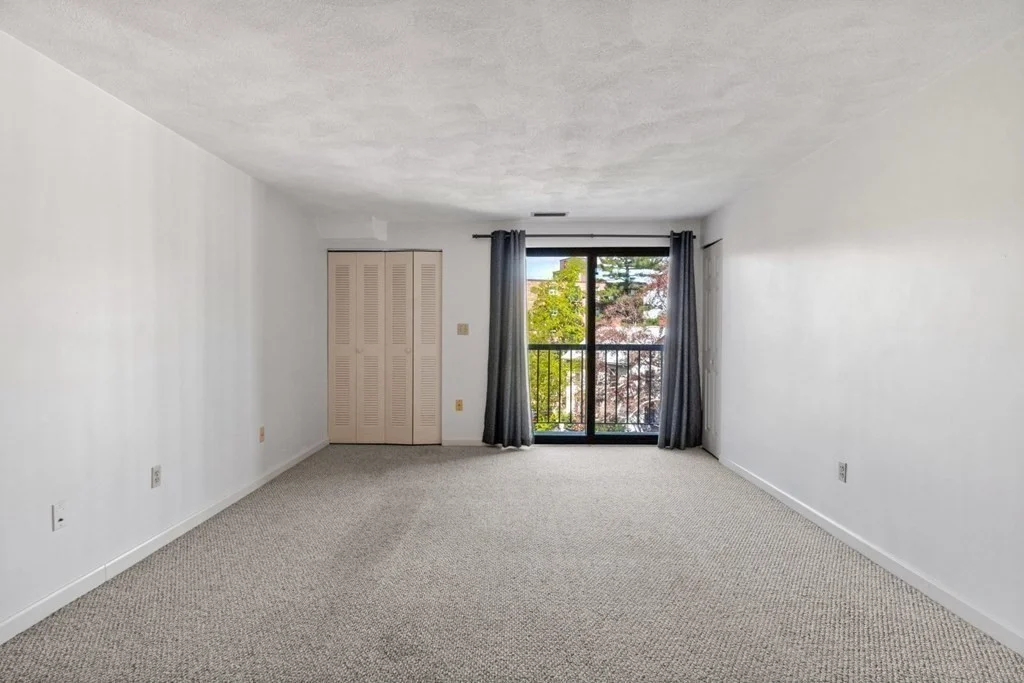 1600 Massachusetts Ave, Harvard Square