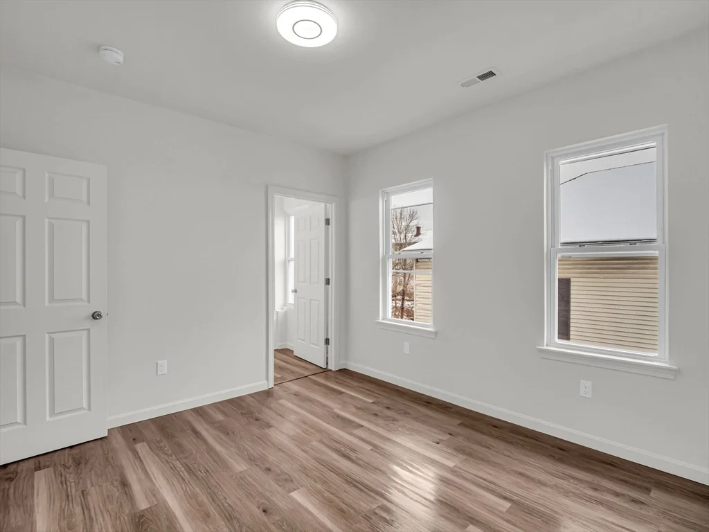 12 Alpine St, Worcester