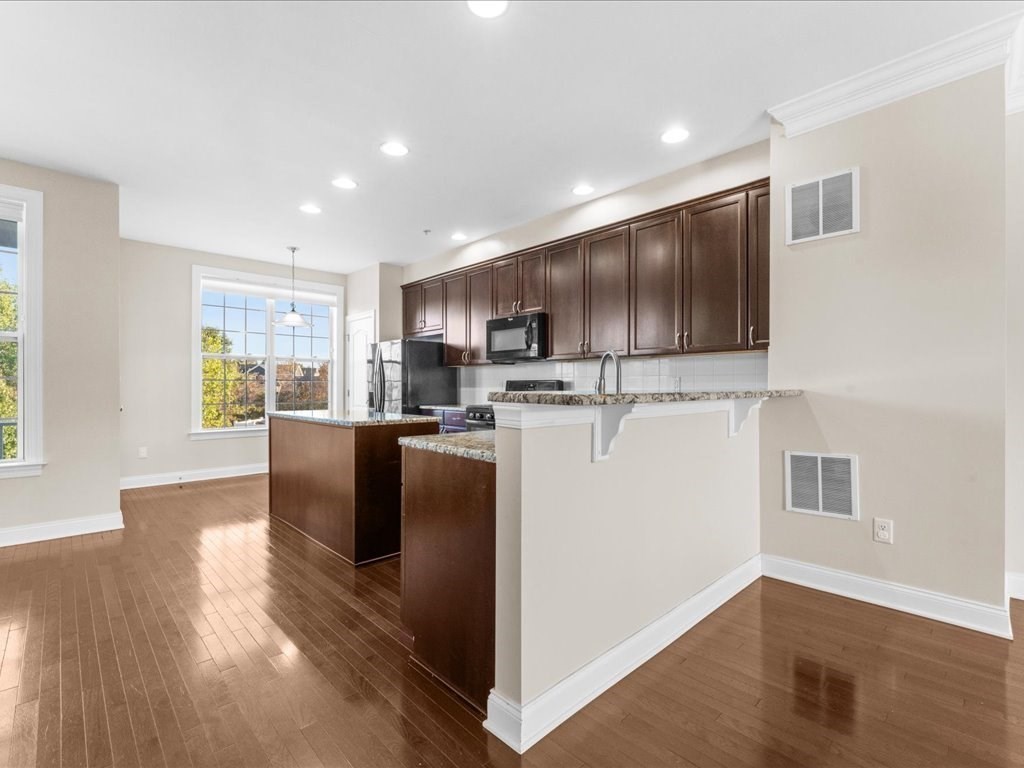 35 Townsend Blvd, Westborough