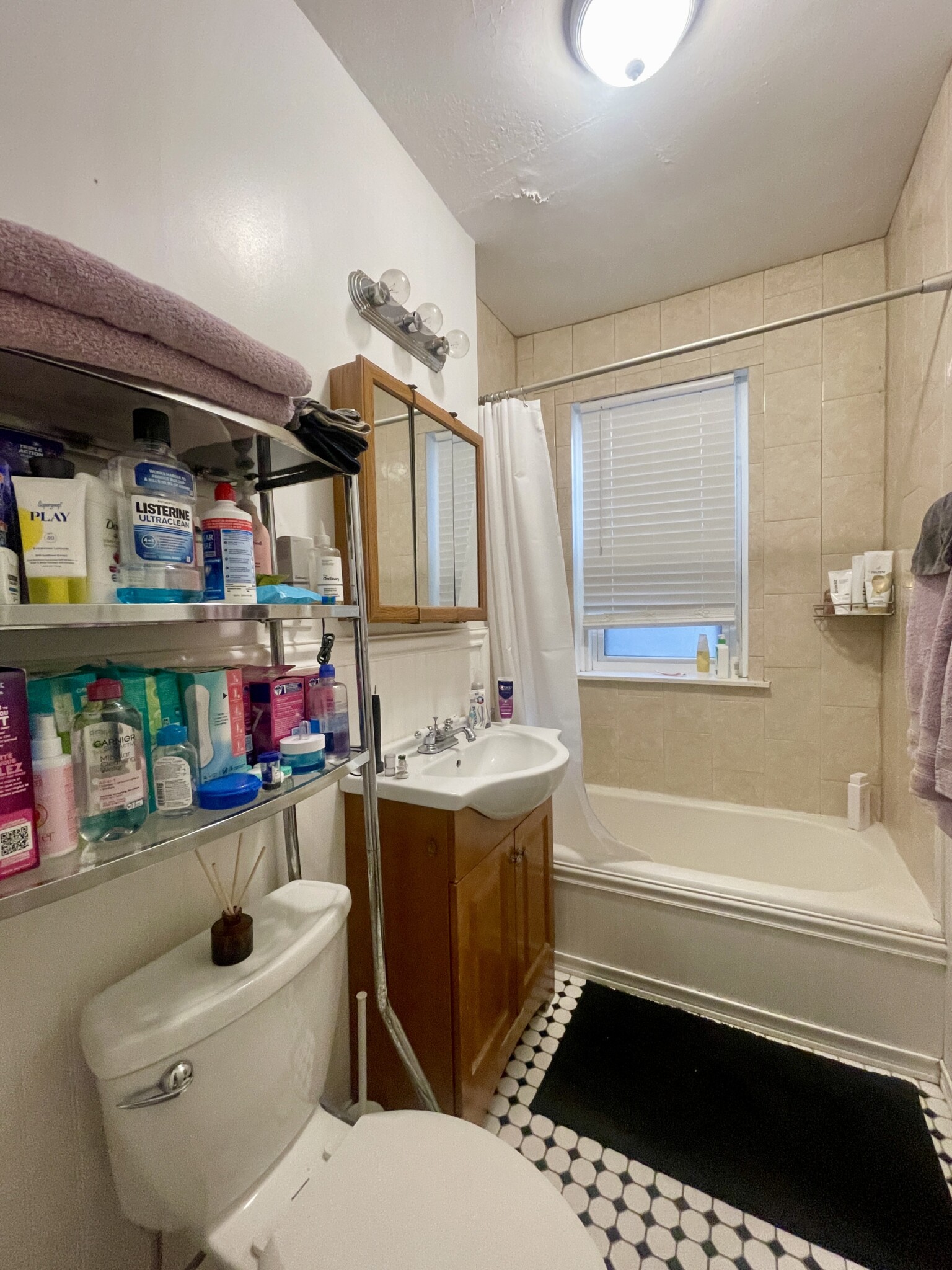 2003 Commonwealth Ave, Brighton