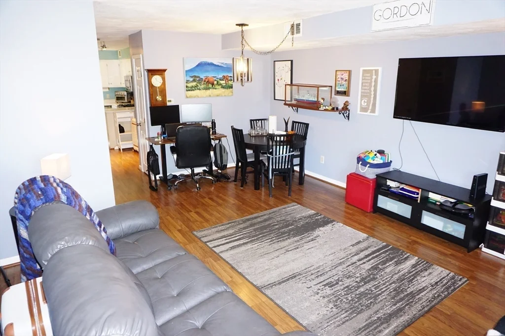 100 Merrimack Ave, Dracut