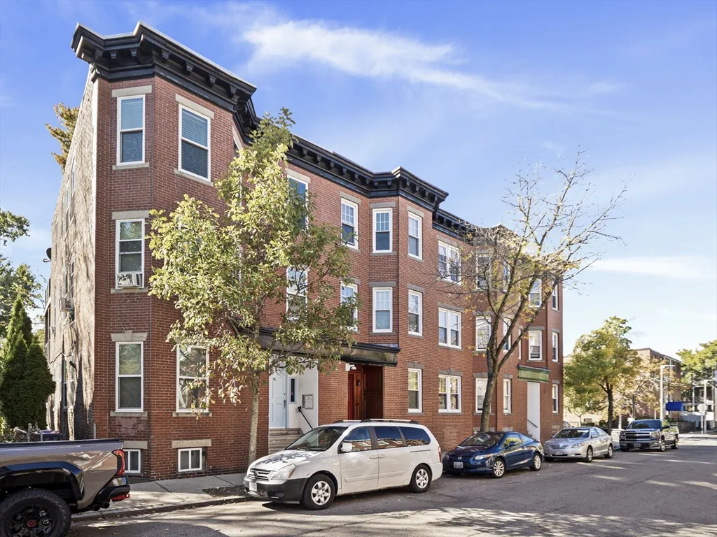 95 Florida St, Dorchester