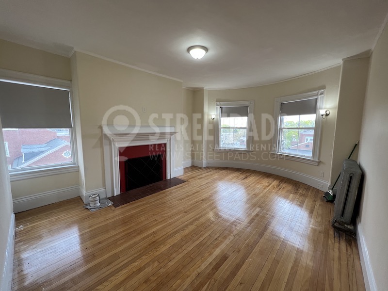 2 Ware St, Mid-Cambridge