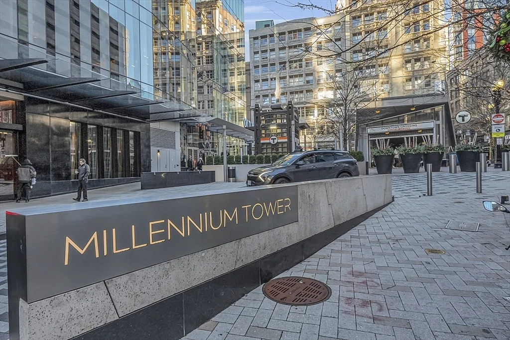 1 Franklin St, Downtown