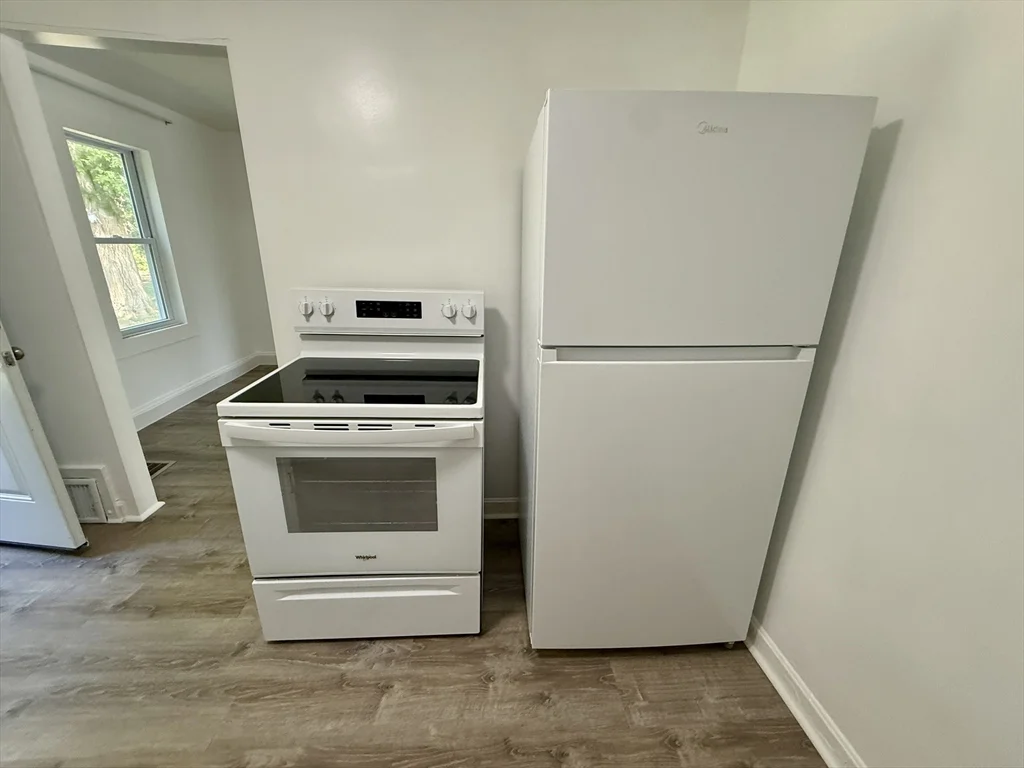 487 Mill St, Worcester