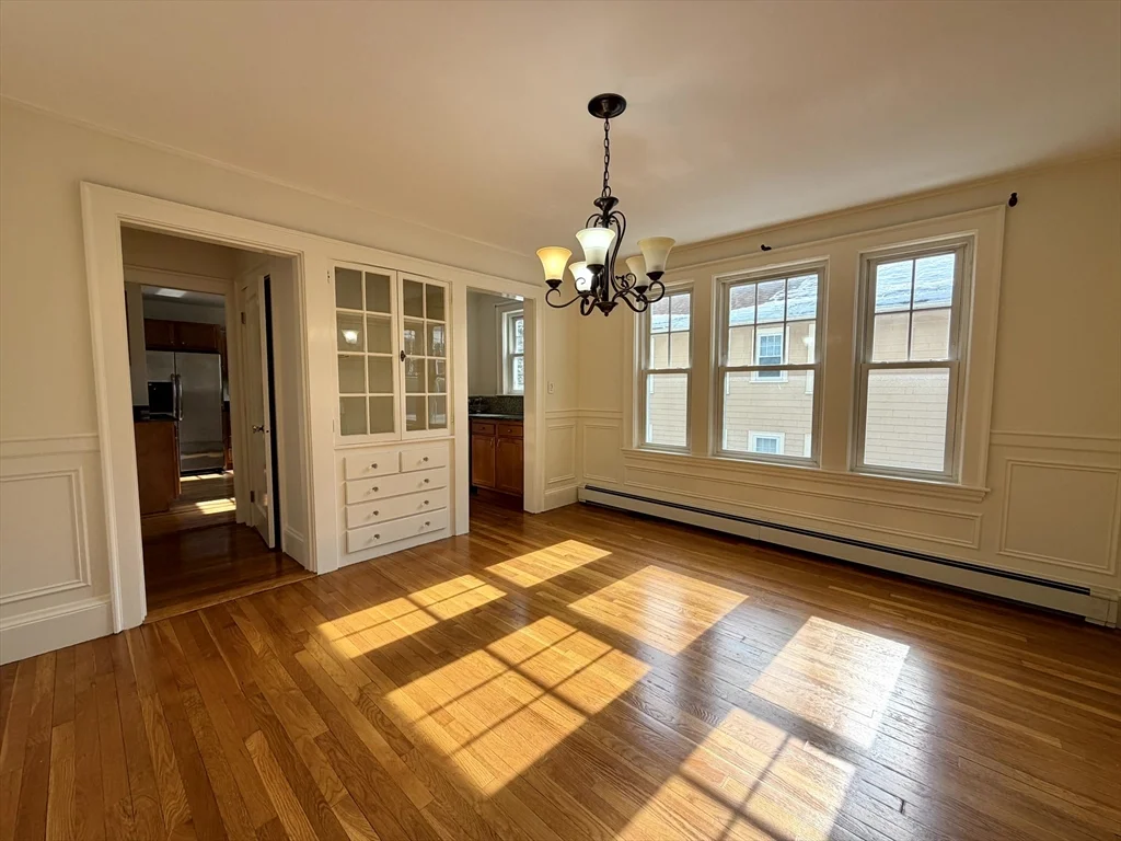 31 Oakley Rd, Watertown