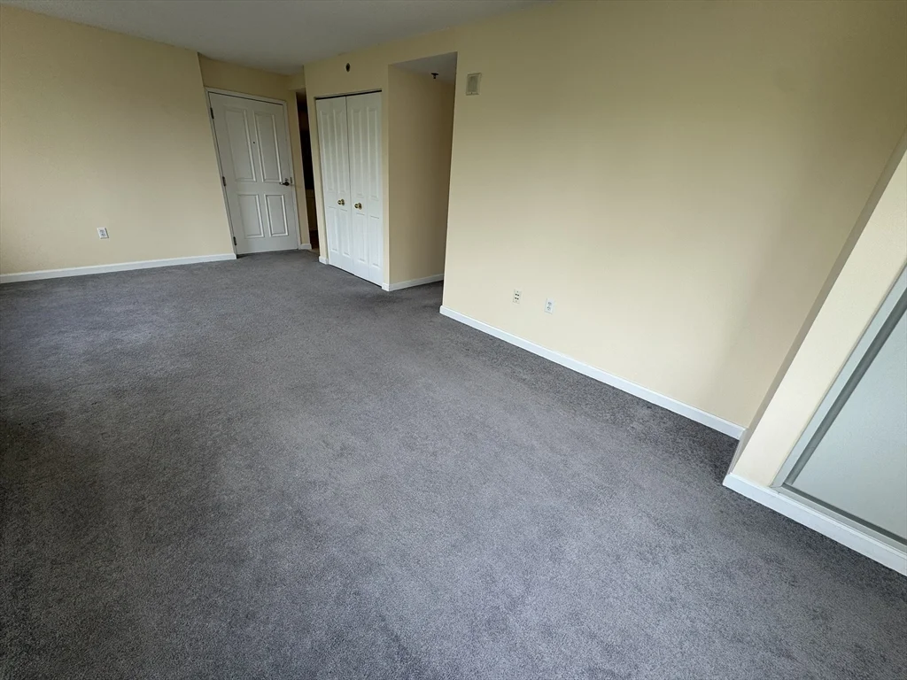 8 Museum Way, East Cambridge