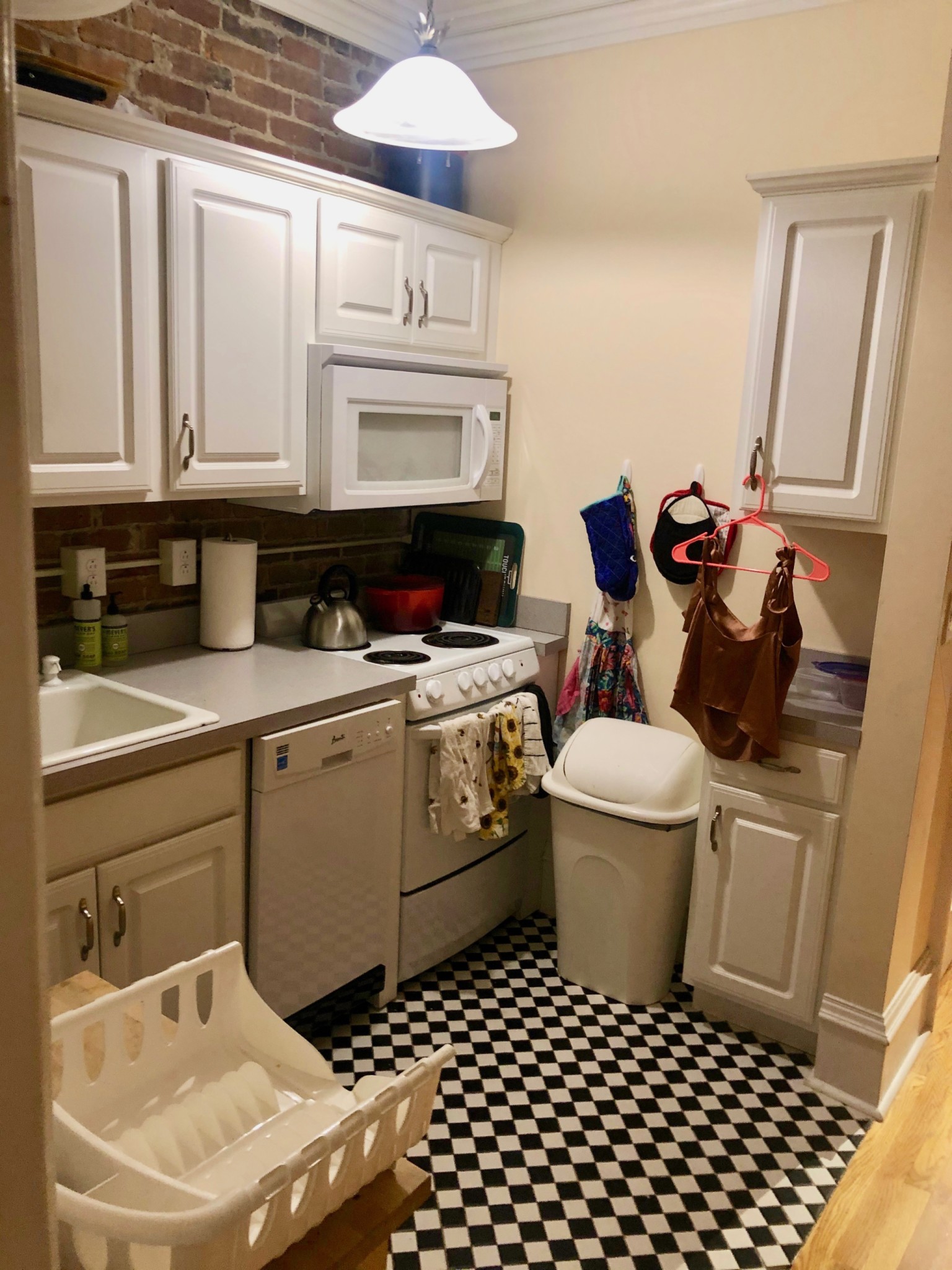 2 bed, 1 bath apartment for rent at 31 Massachusetts Ave Unit 42, Back Bay — photo 8 of 20