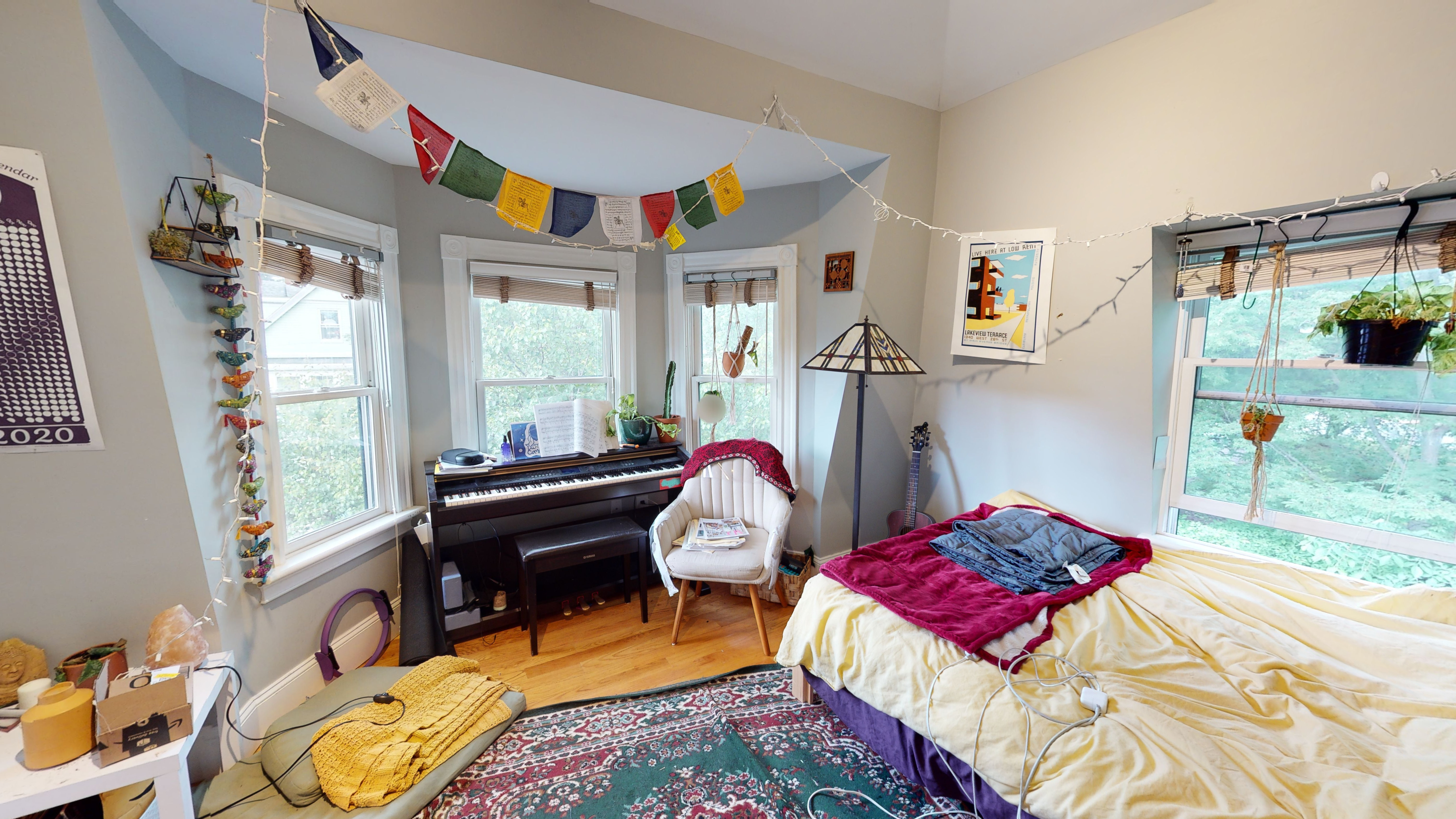 4 bed, 2 bath apartment for rent at 31 Walden St Unit 3, Porter Square — photo 1 of 13