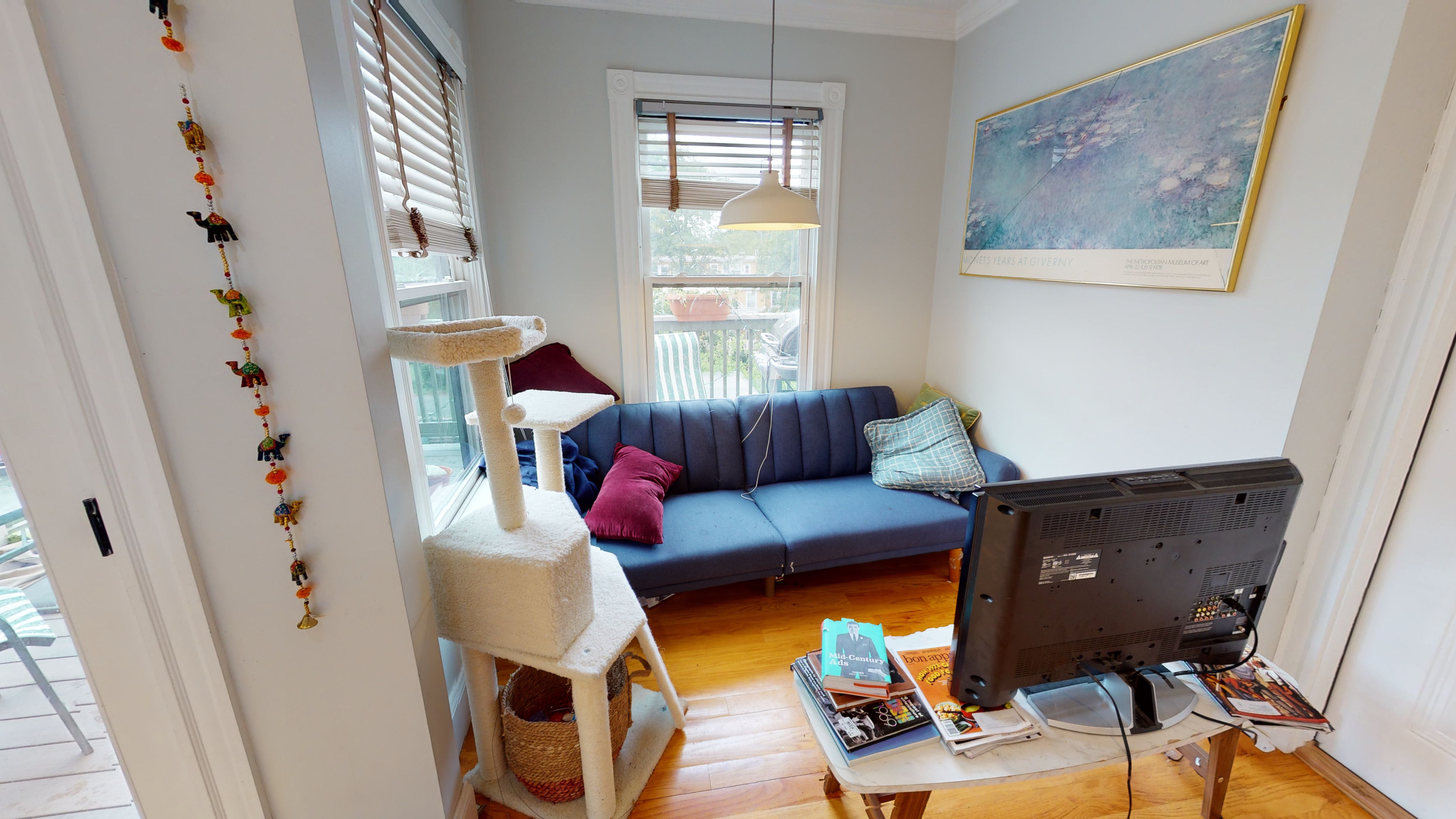 4 bed, 2 bath apartment for rent at 31 Walden St Unit 3, Porter Square — photo 10 of 13