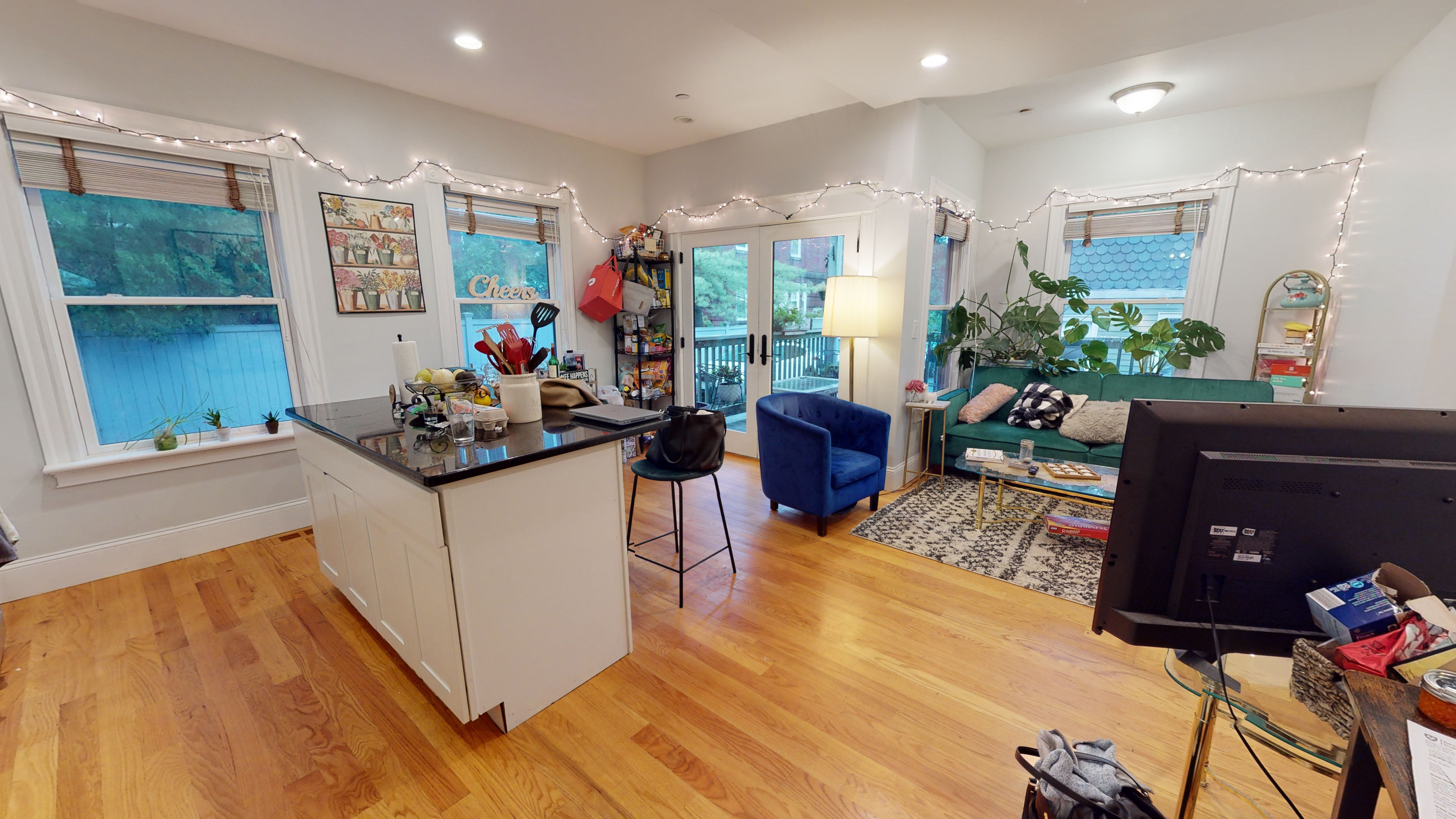 4 bed, 1.5 bath apartment for rent at 31 Walden St Unit 1, Porter Square — photo 2 of 20