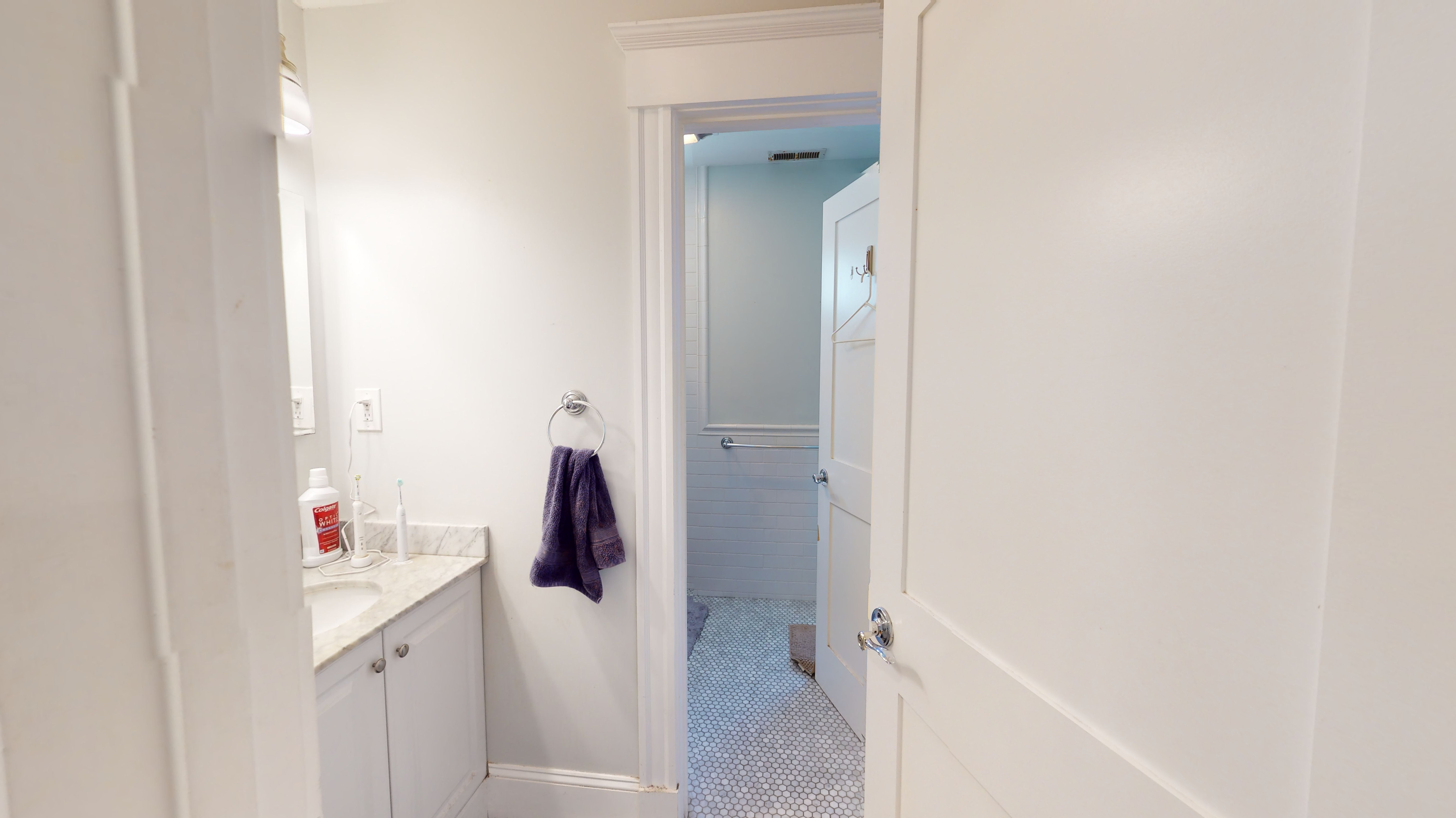 4 bed, 2 bath apartment for rent at 31 Walden St Unit 2, Porter Square — photo 5 of 18