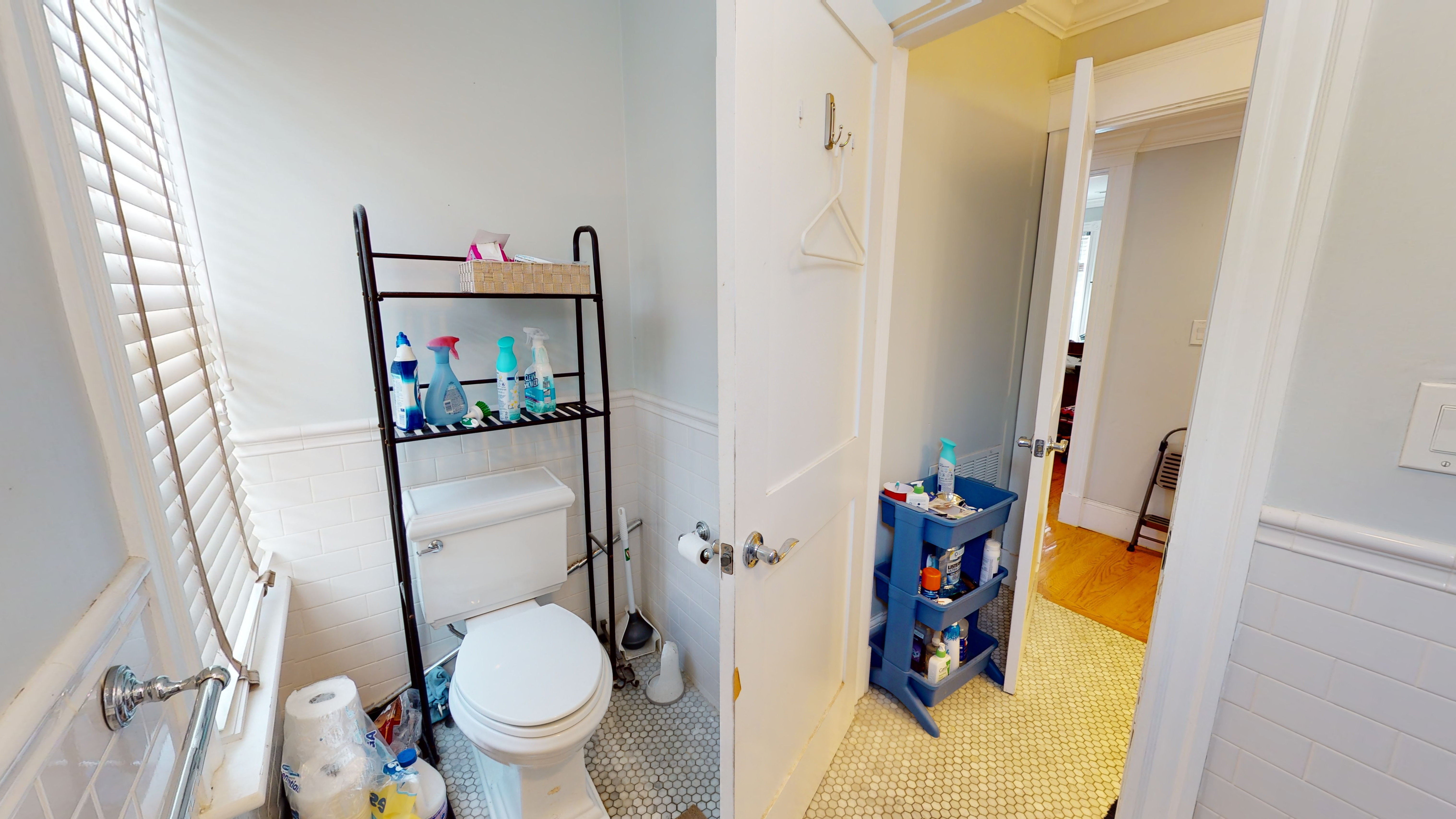 4 bed, 2 bath apartment for rent at 31 Walden St Unit 2, Porter Square — photo 6 of 18