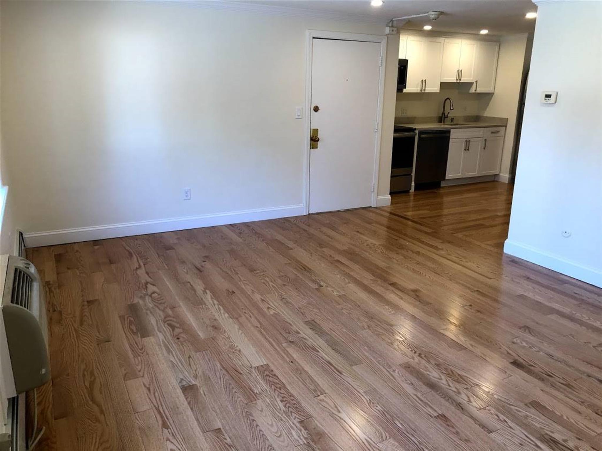 2 bed, 1 bath apartment for rent at 16 Westford Unit 4, Allston — photo 5 of 17