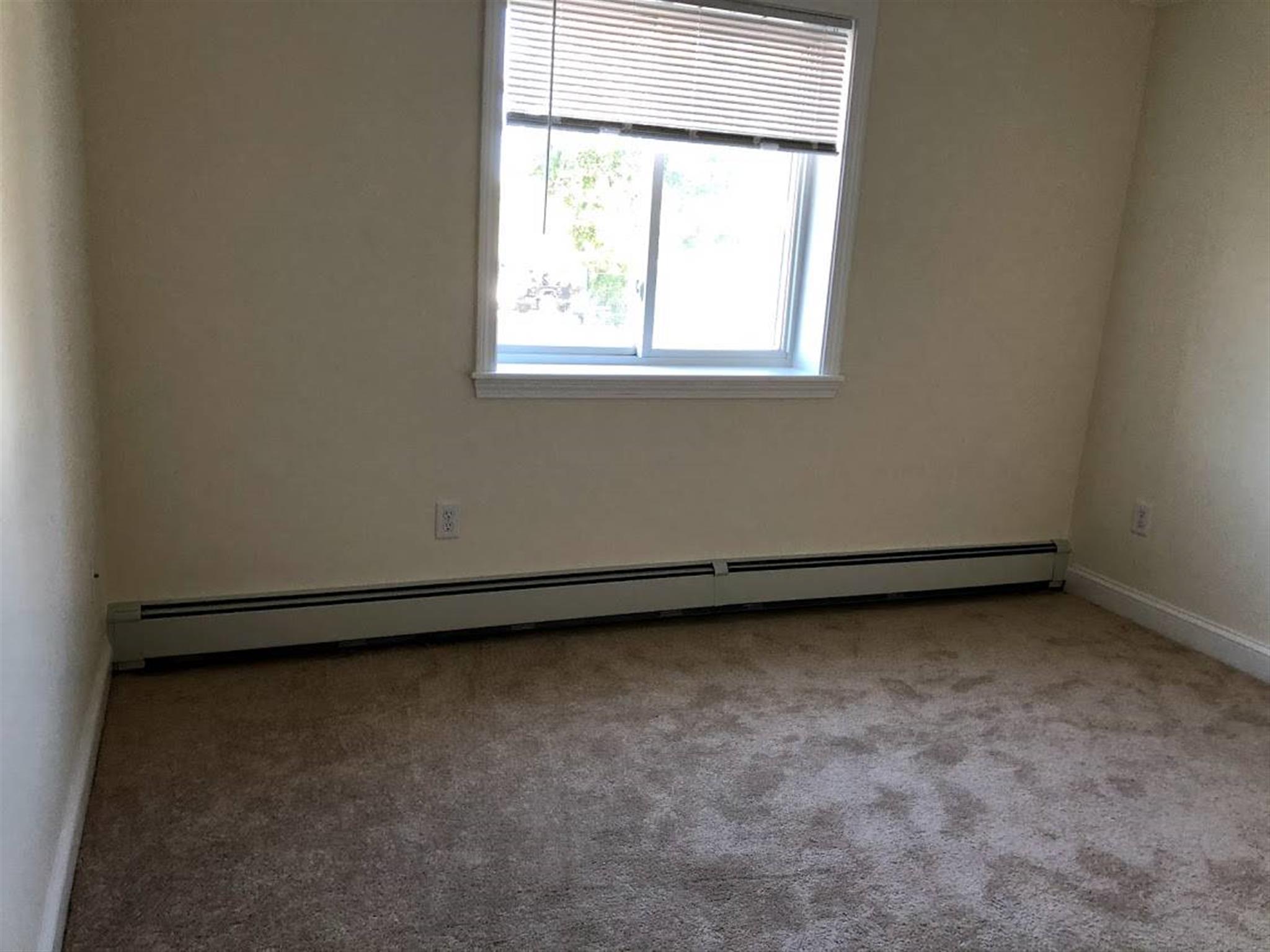2 bed, 1 bath apartment for rent at 16 Westford Unit 4, Allston — photo 8 of 17