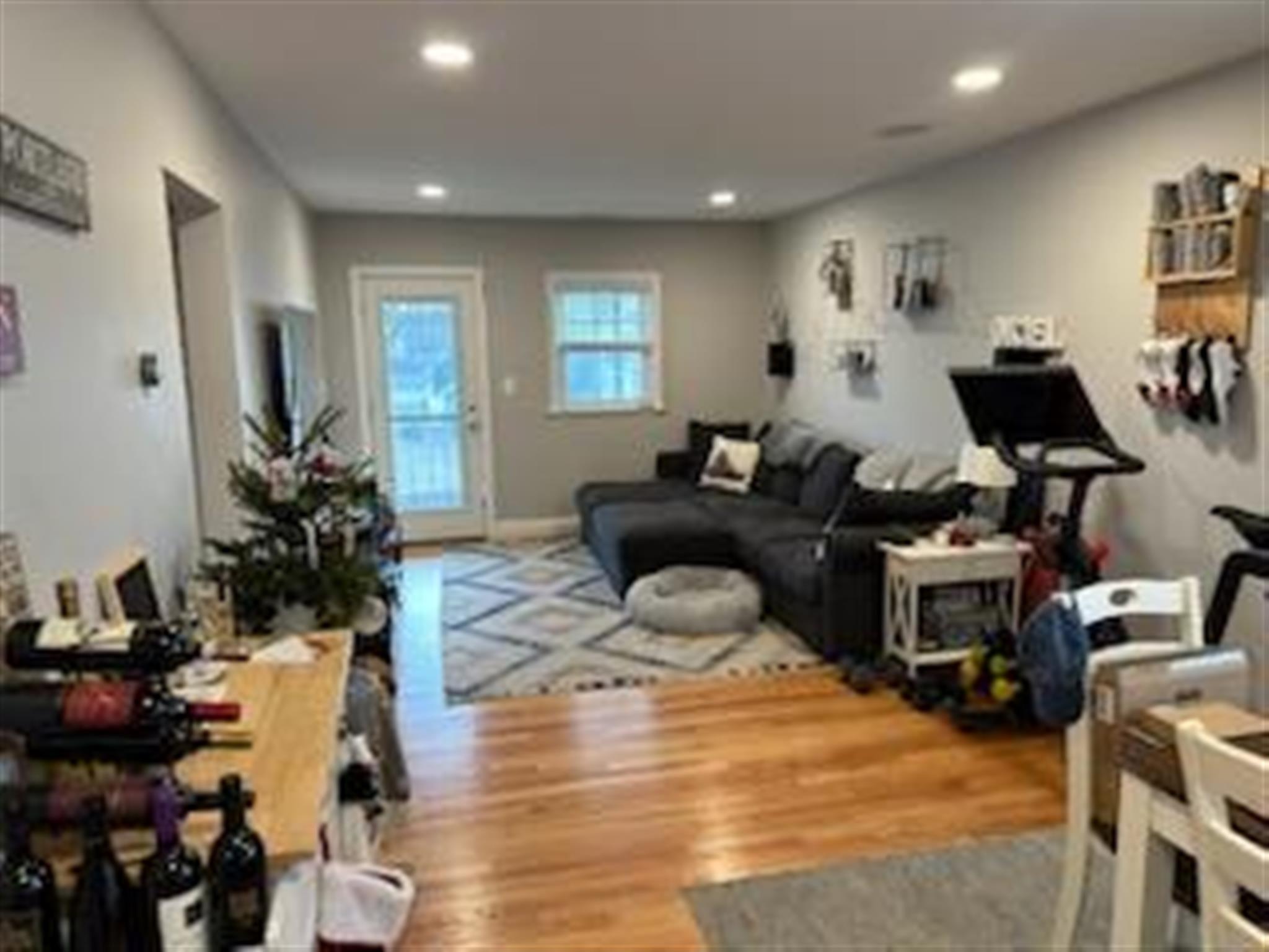 2 bed, 1 bath apartment for rent at 84 Billings Ave Unit 2, Medford — photo 6 of 14