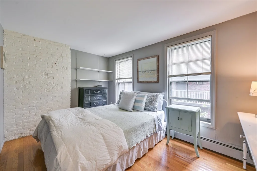 24 Bradford St, South End