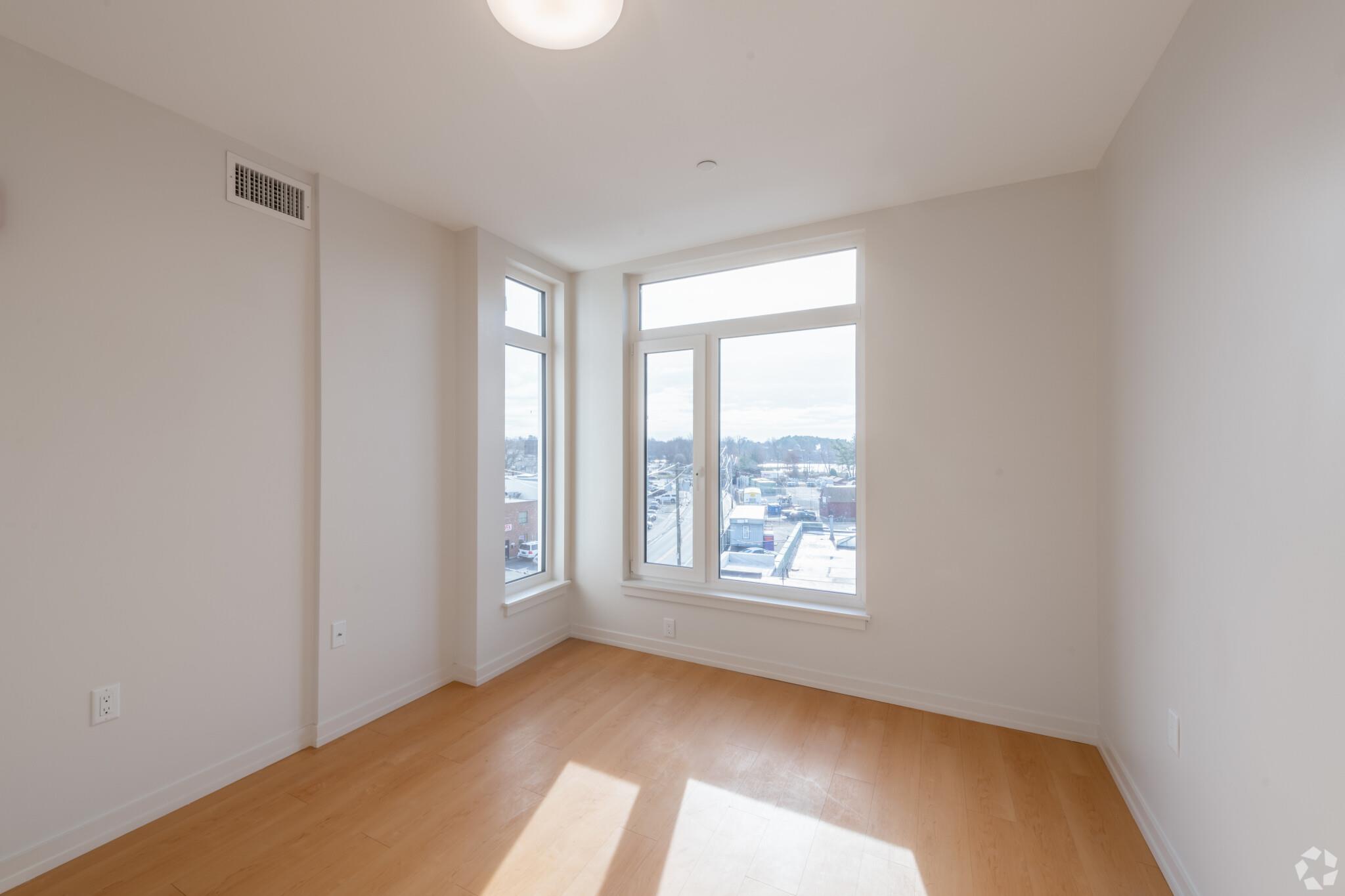 2 bed, 2 bath apartment for rent at 77 New St Unit 402, North Cambridge — photo 5 of 9