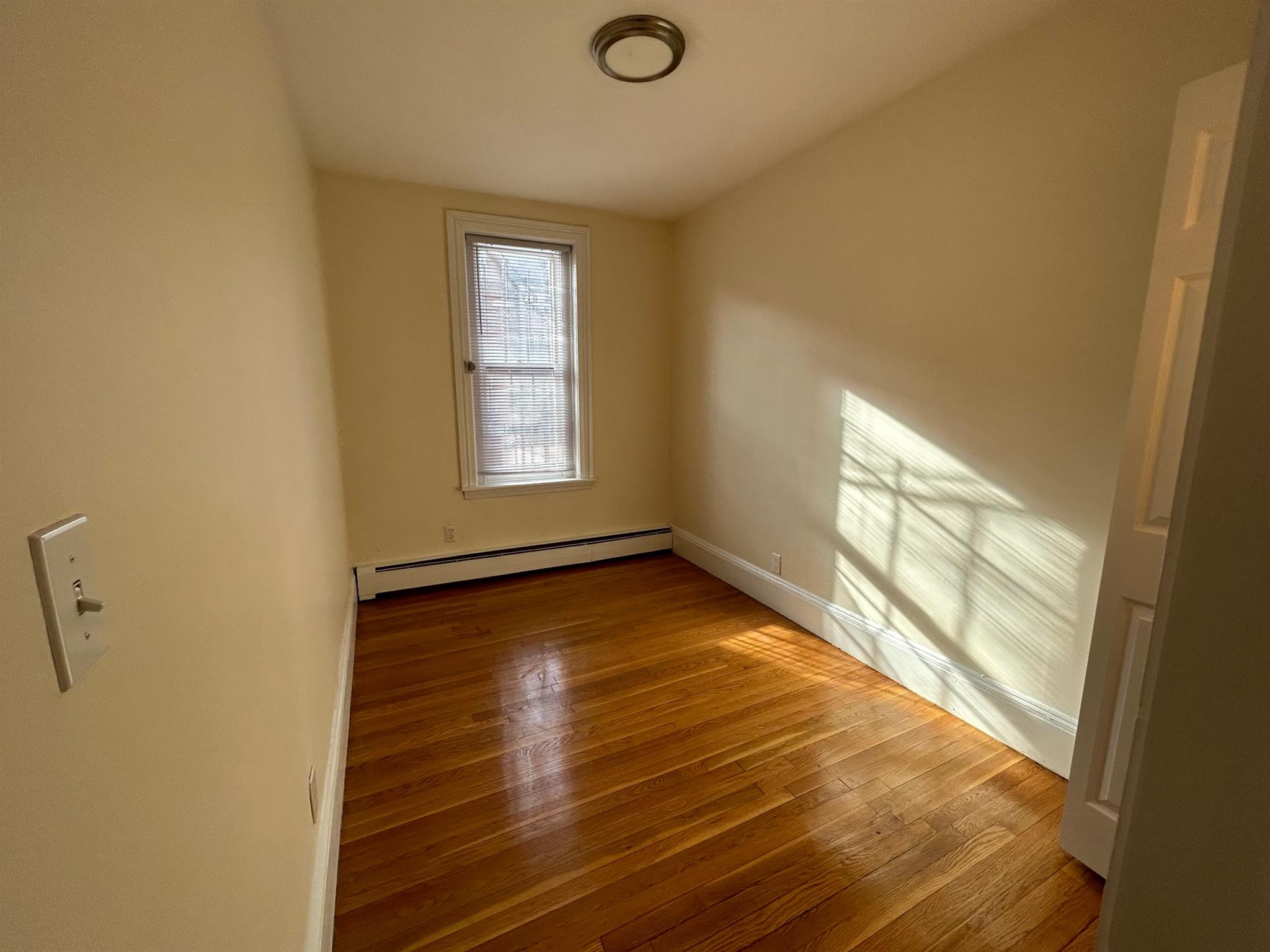 2 bed, 1 bath apartment for rent at 16 Yarmouth St Unit 2A, Back Bay — photo 9 of 16