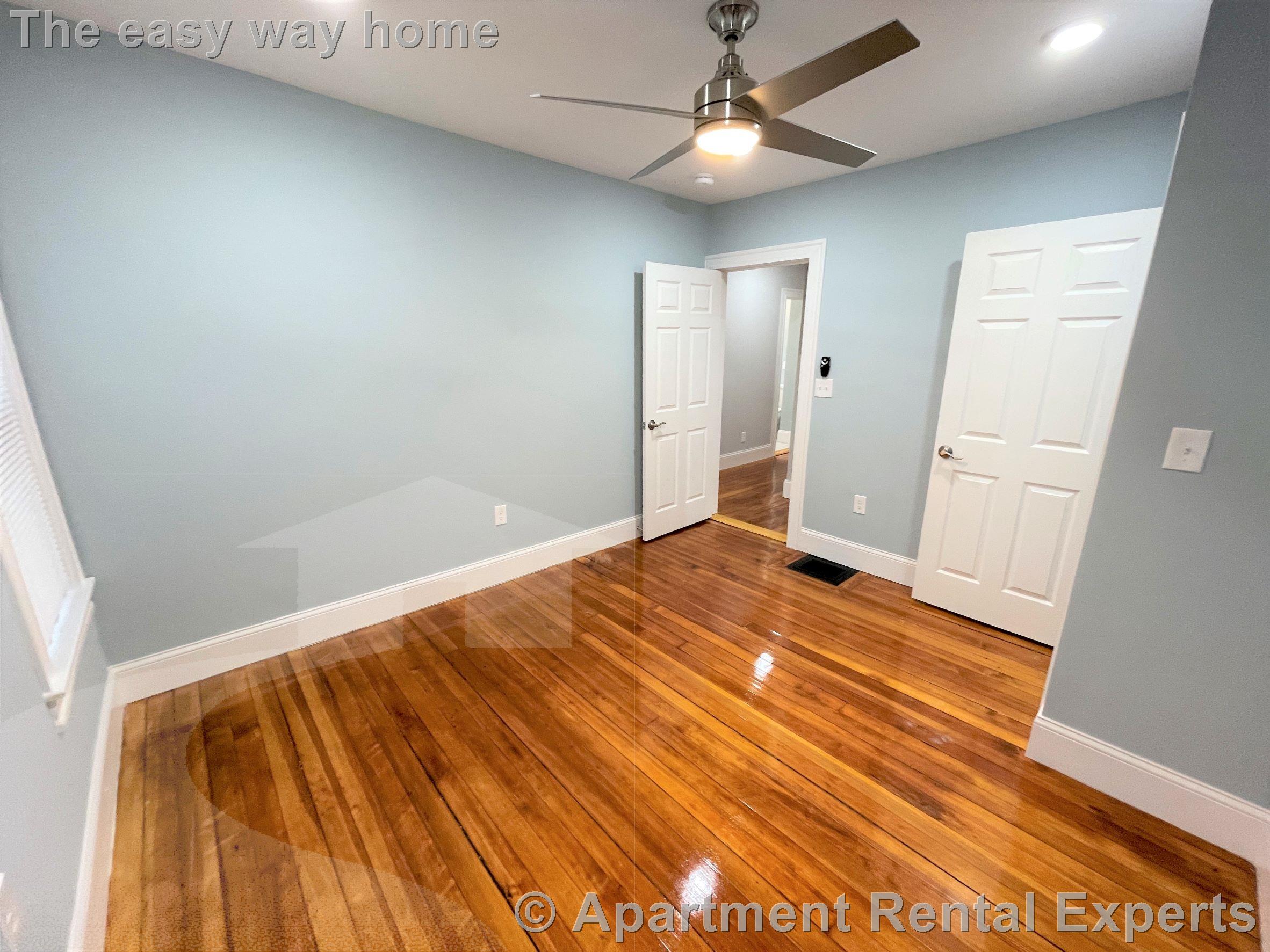 3 Mossland St, Porter Square