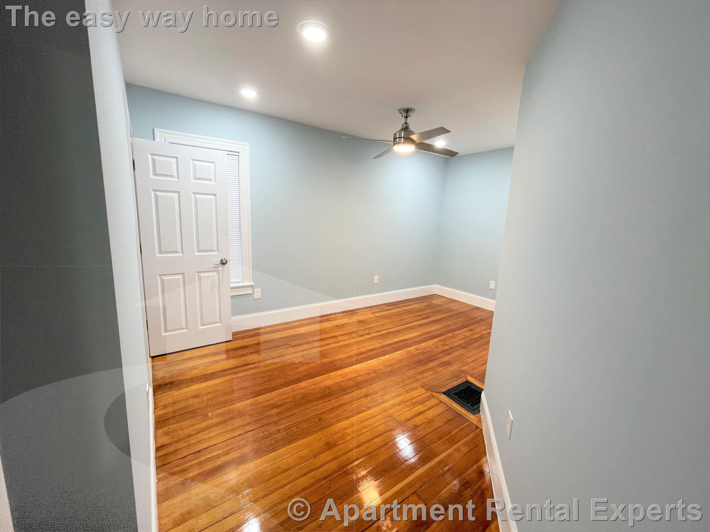 3 Mossland St, Porter Square