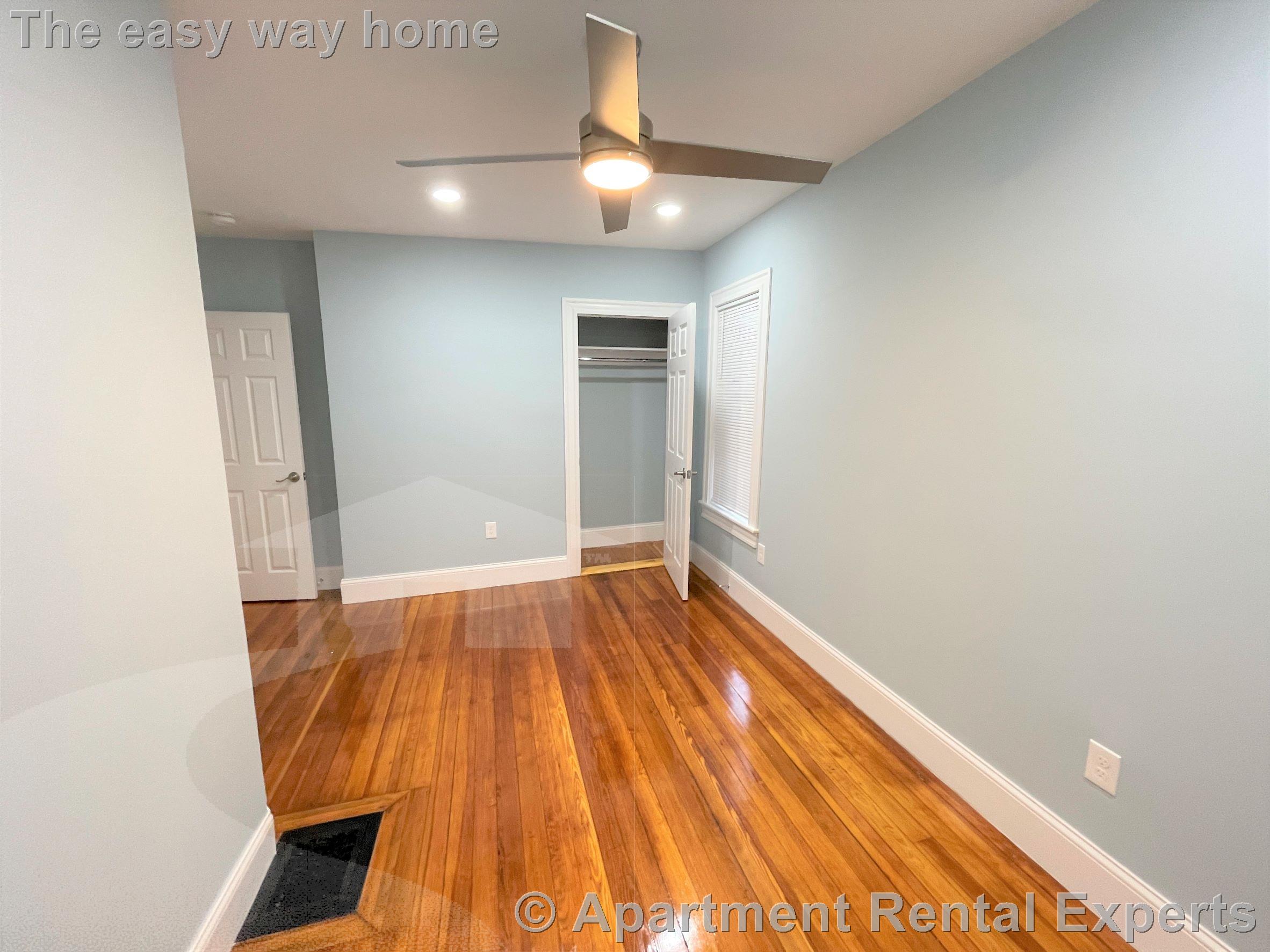 3 Mossland St, Porter Square