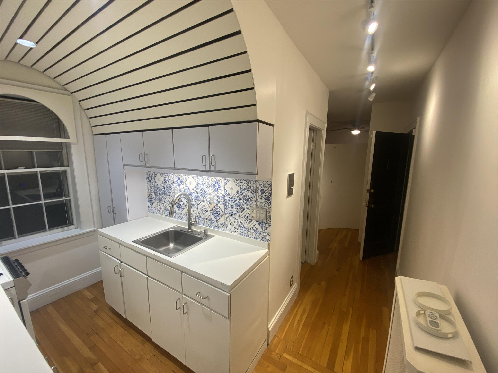 Studio bed, 1 bath apartment for rent at 285 Harvard St Unit 4, Central Square — photo 11 of 14