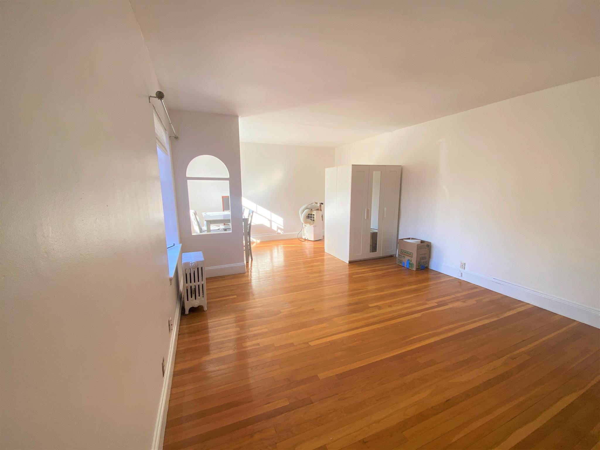 Studio bed, 1 bath apartment for rent at 285 Harvard St Unit 4, Central Square — photo 12 of 14