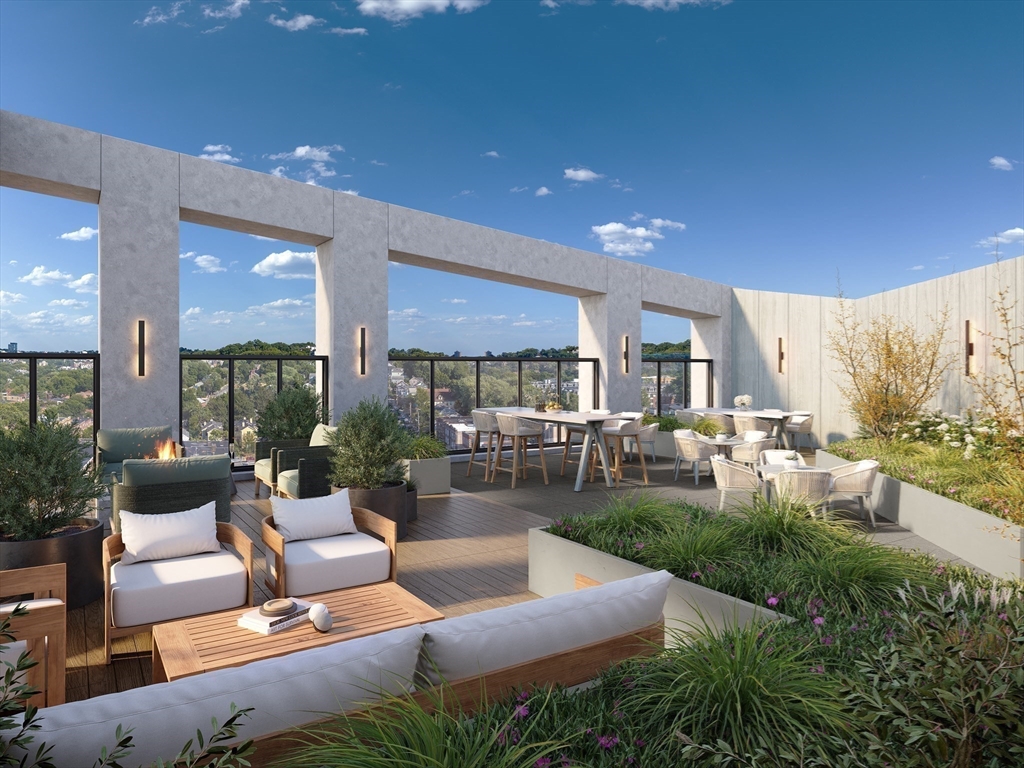 1515 Commonwealth Ave, Brighton