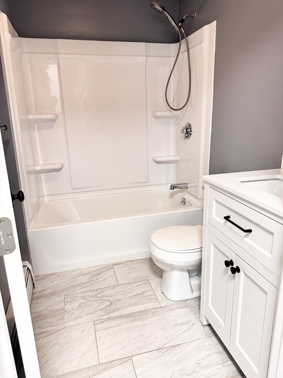 172 -174 Sanborn St, Fitchburg