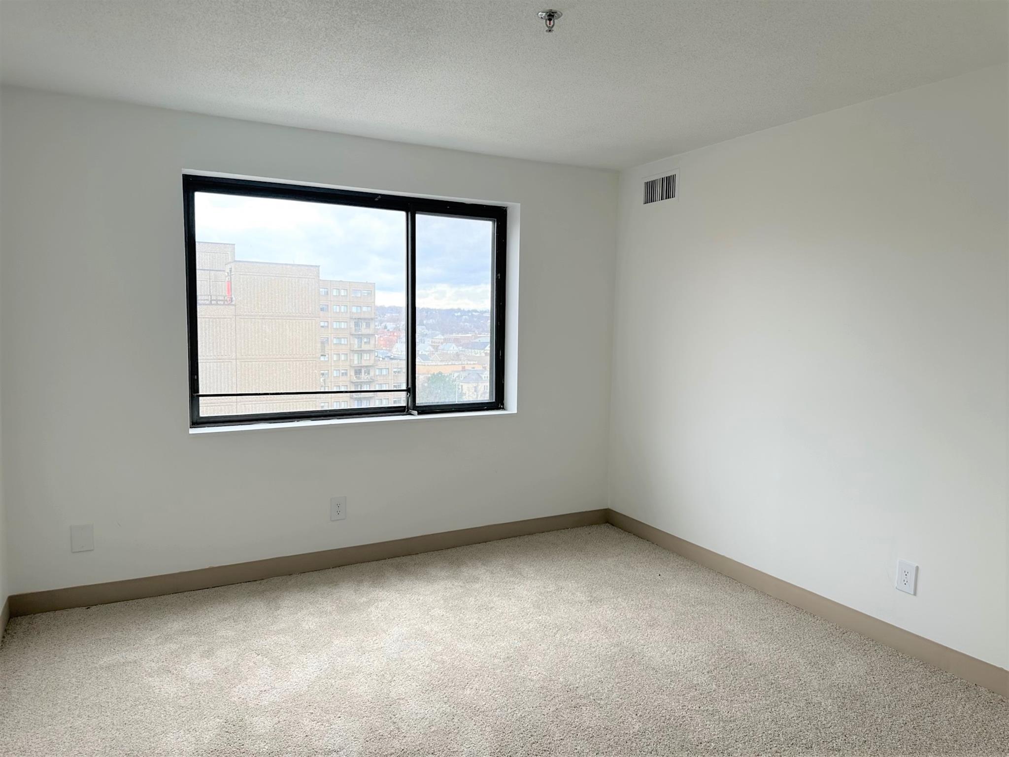 1 bed, 1 bath apartment for rent at 520 Main St Unit 608, Malden — photo 2 of 7