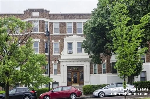 1673 Commonwealth Ave, Brighton