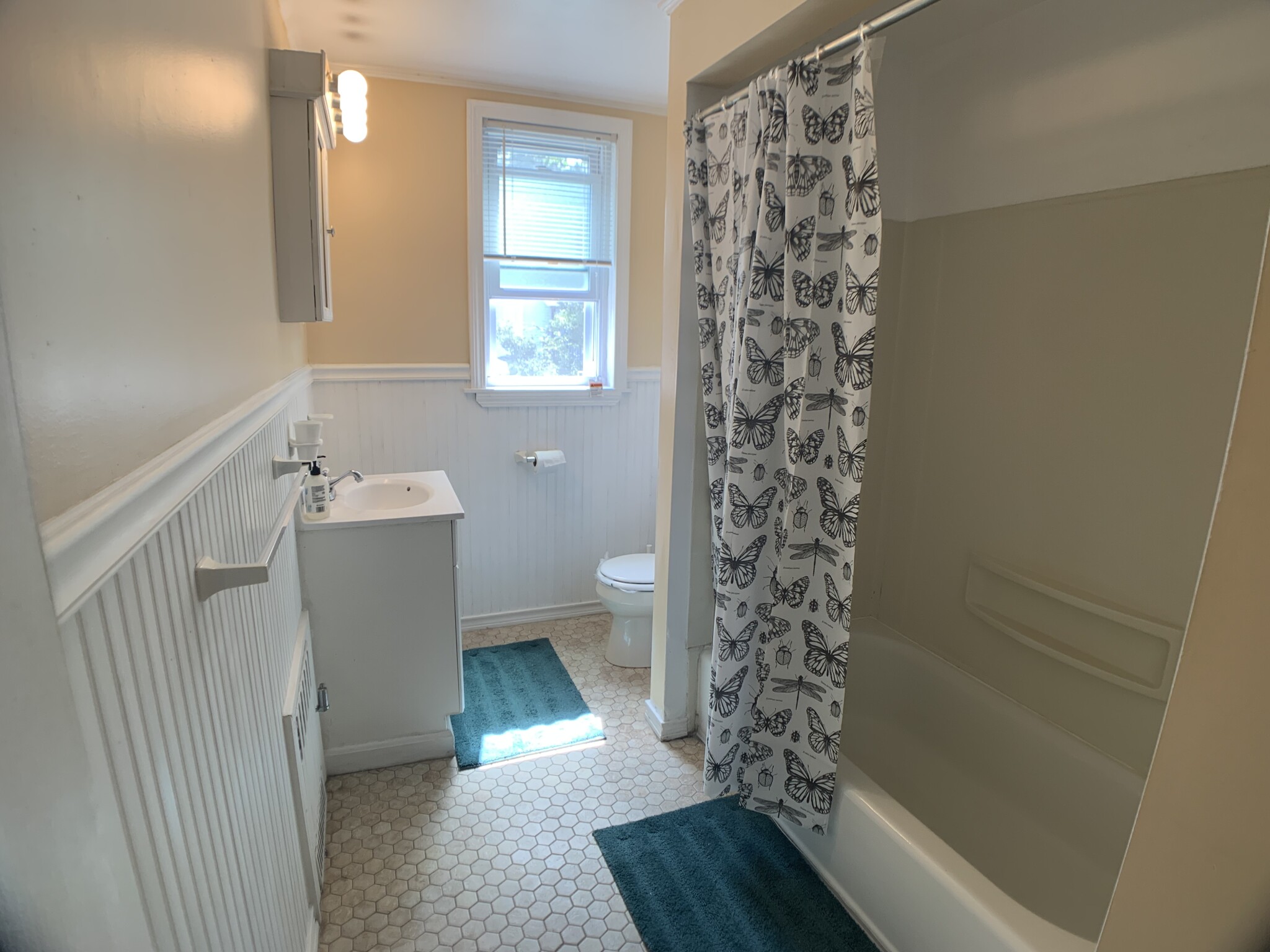 16 Montgomery St, North Cambridge