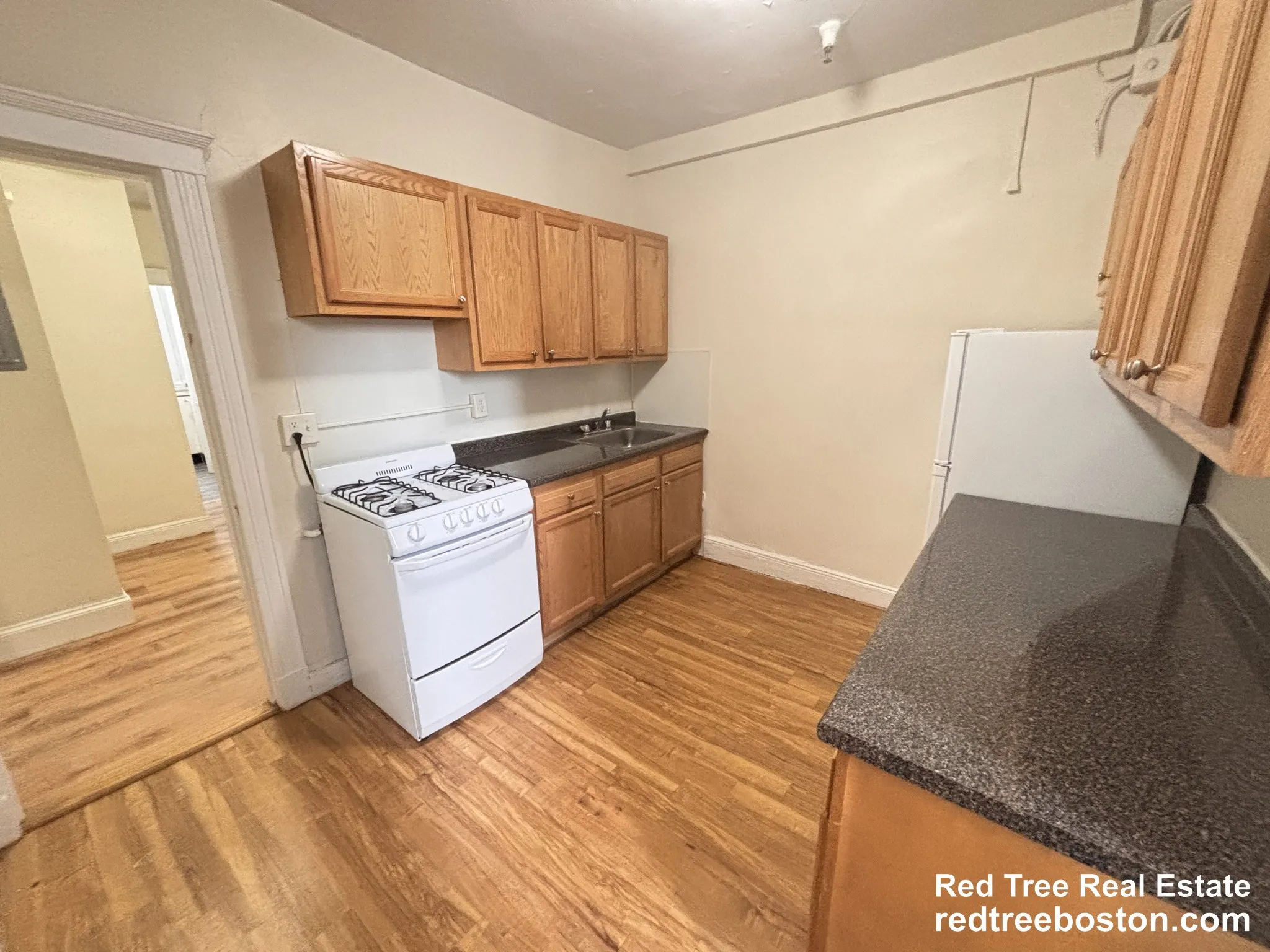 1810 Commonwealth Ave, Brighton